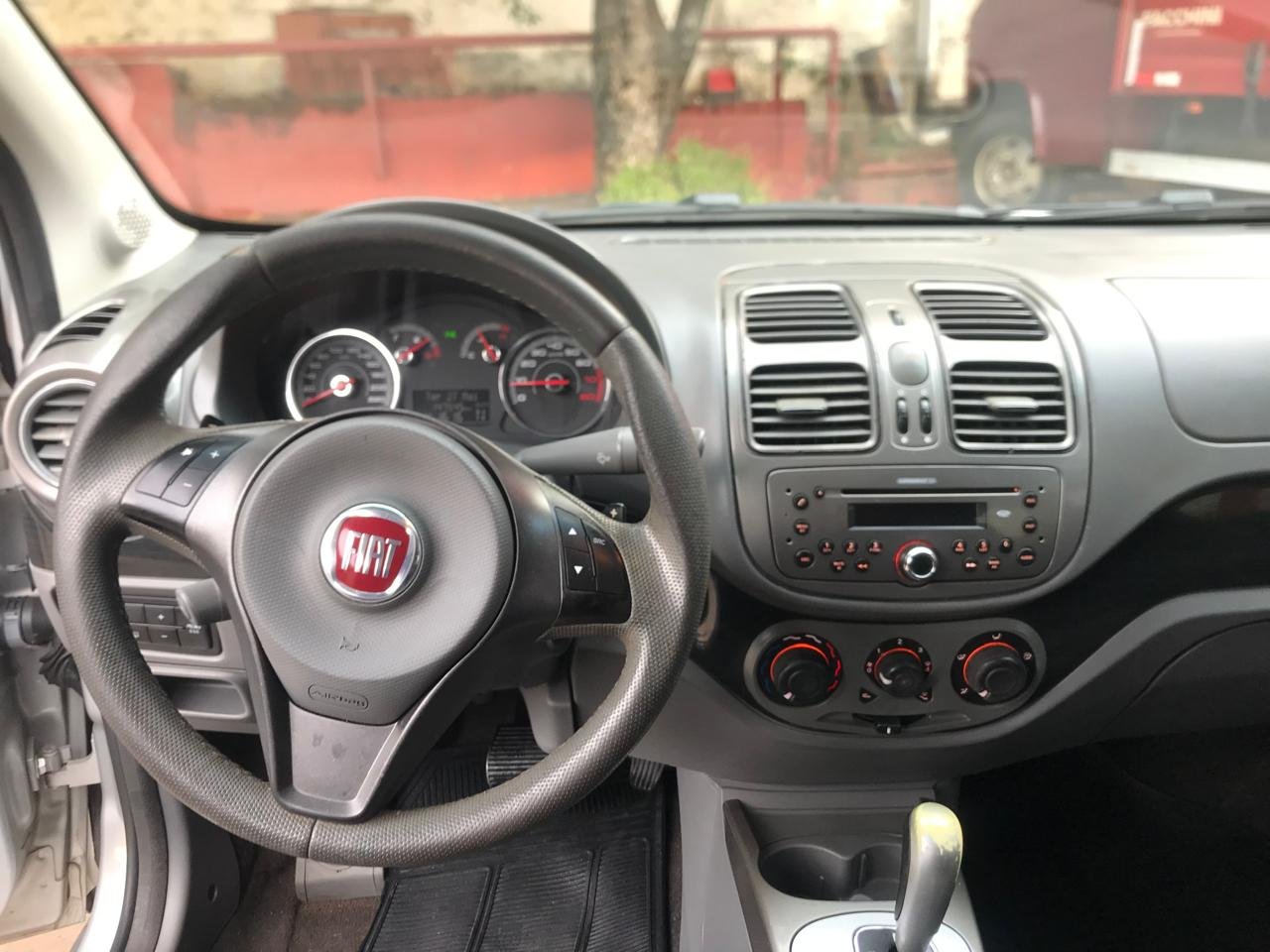 Imagem FIAT GRAN SIENA ESSENCE 1.6 DUALOGIC